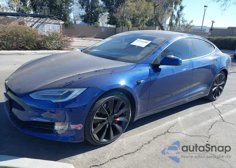 2020 Tesla Model S Long Range Dual Motor All-Wheel Drive/Long Range Plus Dual Motor All-Wheel Drive from USA, damaged, VIN 5YJSA1E26LF411172